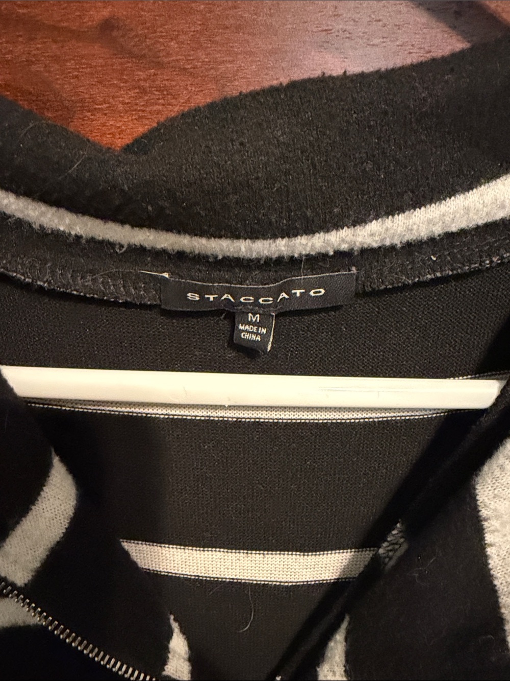 Quarter zip pullover - Picture 2 of 3